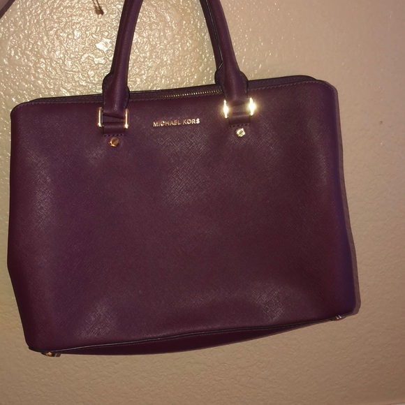Handbag - Picture 1 of 2